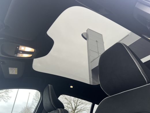 Volvo  C40 Volvo Single Motor Extended Range Ultimate 82 kWh | Afwijkende dakkleur | Audio installatie premi... ActivLease financial lease