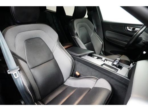 Volvo  XC60 Volvo Recharge T8 AWD R-Design | Panoramadak | 360 Camera | Lighting-Pack | Stuur/Stoelverwarming... ActivLease financial lease