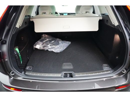 Volvo  XC60 Volvo T6 AWD Plus Bright | Panoramadak | Adaptive Cruise | 21-Inch | Lighting-Pack | Trekhaak | P... ActivLease financial lease