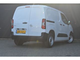 Opel Combo 1.5D L1H1 Standaard Navigatie by App | Parkeersensoren | Airco | Cruise Control | Nieuw! |