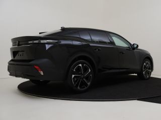 Peugeot 408 Peugeot Allure | Climate control met links/rechts gescheiden regeling en high efficiëncy koolstof...