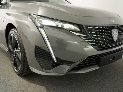 Peugeot e-308 GT | 8 jaar fabrieksgarantie of 160.000 kilometer op het accupakket | Achteruitrijcamera 180° (Vi... ActivLease financial lease
