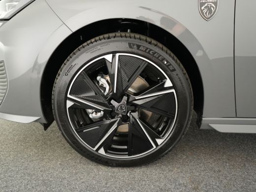 Peugeot e-308 GT | 8 jaar fabrieksgarantie of 160.000 kilometer op het accupakket | Achteruitrijcamera 180° (Vi... ActivLease financial lease