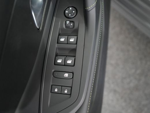 Peugeot e-308 GT | 8 jaar fabrieksgarantie of 160.000 kilometer op het accupakket | Achteruitrijcamera 180° (Vi... ActivLease financial lease