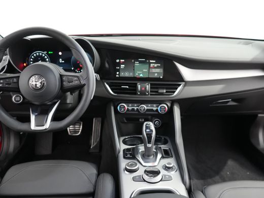 Alfa Romeo Giulia Alfa Romeo Veloce Automaat ActivLease financial lease