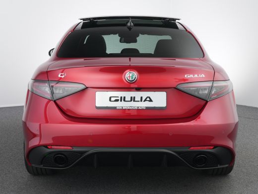 Alfa Romeo Giulia Alfa Romeo Veloce Automaat ActivLease financial lease