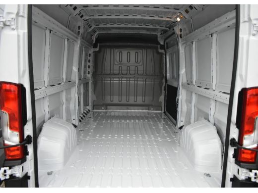 Fiat Ducato 2.2 MultiJet 140 S&S L3H2 3.3t | € 9.972,- Voorraad Voordeel | 3,9% Financial Lease | | 2 zitplaa... ActivLease financial lease