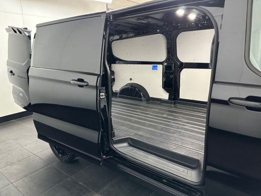 Ford Transit Custom 300 2.0 TDCI L2H1 Limited 170pk Automaat Smartvan Bodykit | Driver assistance pack ultimate | Com... ActivLease financial lease