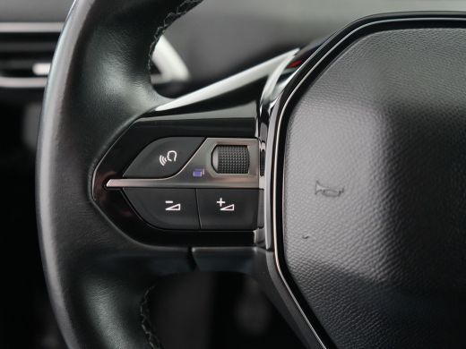 Peugeot 3008 1.2 PureTech Blue Lease Executive | Armsteun voor ActivLease financial lease