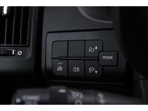 Peugeot Boxer 435 2.2 BlueHDi 165 L4H2 Zwaar Pro | Trekhaak | Cruise Control | Navi | Climate Control ActivLease financial lease