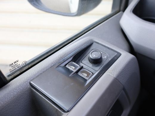 Volkswagen Crafter 30 2.0 TDI L3H3 + IMPERIAAL | CRUISE CONTROL ActivLease financial lease