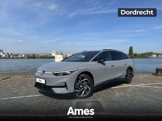 Volkswagen ID.7 Tourer Pro Business 77 kWh | 20' velgen 'Montreal' | Interieur Pakket Plus | Head-up Display Nu in de sh... Volkswagen ID.7 Tourer Pro Business 77 kWh | 20' velgen 'Montreal' | Interieur Pakket Plus | Head-up Display Nu in de sh...