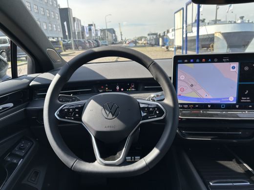 Volkswagen ID.7 Tourer Pro Business 77 kWh | 20' velgen 'Montreal' | Interieur Pakket Plus | Head-up Display Nu in de sh... ActivLease financial lease