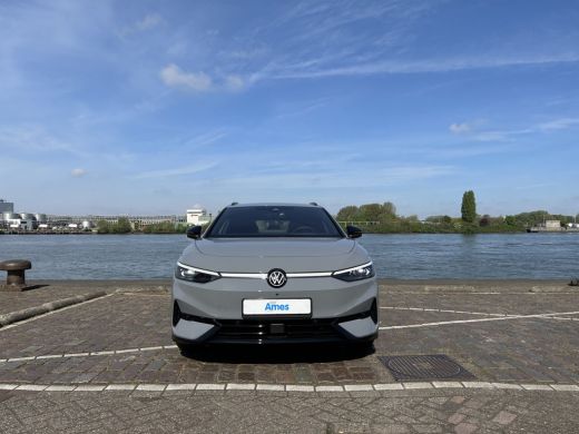 Volkswagen ID.7 Tourer Pro Business 77 kWh | 20' velgen 'Montreal' | Interieur Pakket Plus | Head-up Display Nu in de sh... ActivLease financial lease