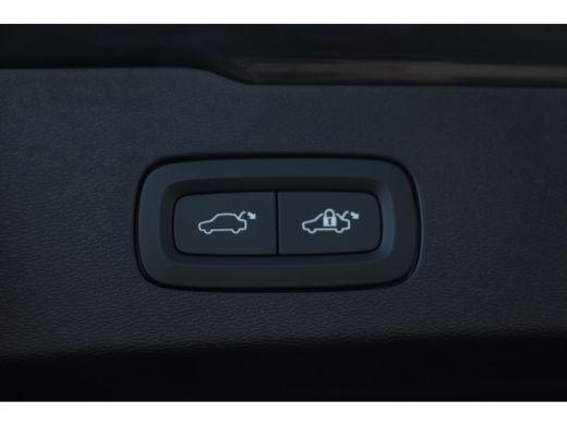 Volvo  V60 Volvo T6 AWD Plus Dark | Adaptive Cruise | Panoramadak | Stuur/Stoelverwarming | Camera | Trekhaa... ActivLease financial lease