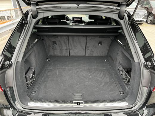 Audi A4 Avant 35 TFSI S edition Competition | ACC | PDC V+A | Apple Carplay | Navigatie | ActivLease financial lease