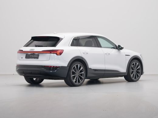 Audi Q8 e-tron 50 quattro Advanced Edition 95 kWh Leer Camera Privacyglas Memory Pdc 62 ActivLease financial lease