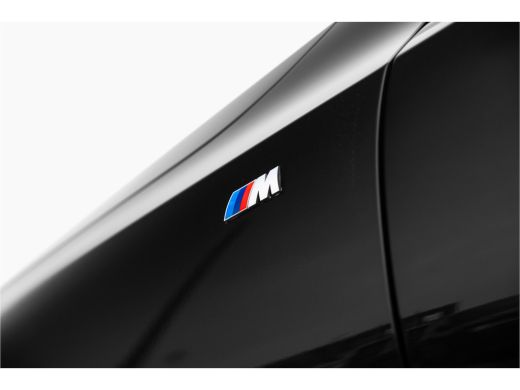 BMW i5 M60 xDrive 84 kWh | M-sport pakket pro | Panoramadak | 21"inch | Full options! ActivLease financial lease
