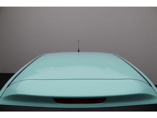 Citroën C1 1.0 VTi Feel | Achterbank in delen neerklapbaar | Achteruitrijcamera | Airco ActivLease financial lease