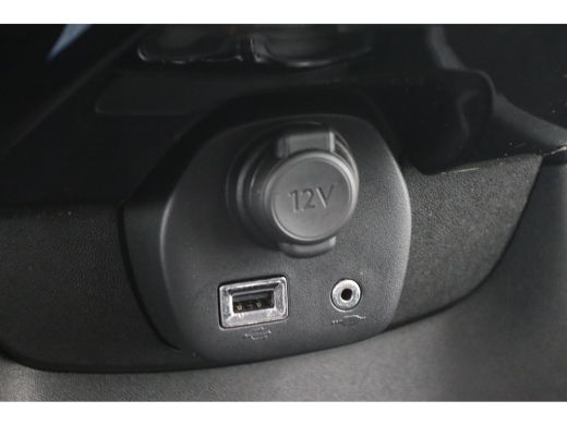 Citroën C1 1.0 VTi Feel | Achterbank in delen neerklapbaar | Achteruitrijcamera | Airco ActivLease financial lease