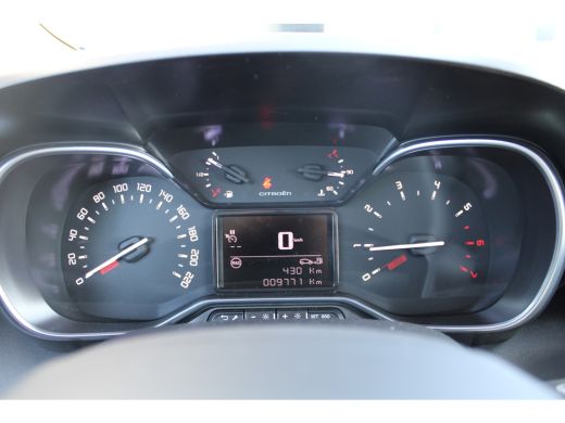 Citroën C3 Aircross 1.2 PureTech Shine Pack | Achteruitrijcamera | Audio-navigatie full map | Head-up display ActivLease financial lease