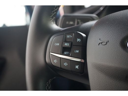 Ford Fiesta Ford 1.0 EcoBoost Hybrid Titanium | Apple Carplay/Android Auto | Cruise control | Dab ActivLease financial lease