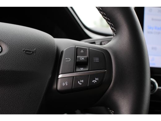 Ford Fiesta 1.0EB HYBRID TITANIUM | NL-AUTO! | DEALER OH! | APPLE CARPLAY & ANDROID AUTO | PARKEERSENSOREN | ... ActivLease financial lease