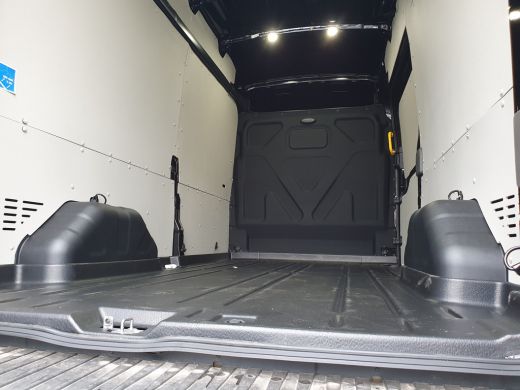 Ford Transit 350 2.0 TDCI L3H3 Automaat Trend 130PK | 13-polige trekhaak met Trailer Sway Control | Achteruitr... ActivLease financial lease