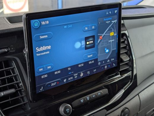 Ford Transit 350 2.0 TDCI L3H2 Limited | 13-polige trekhaak met Trailer Sway Control | Achteruitrijcamera | Ap... ActivLease financial lease