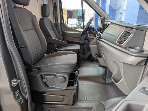 Ford Transit 350 2.0 TDCI L3H2 Limited | 13-polige trekhaak met Trailer Sway Control | Achteruitrijcamera | Ap... ActivLease financial lease