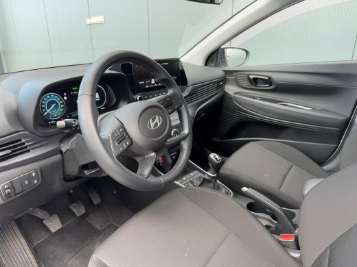 Hyundai i20 Comfort Smart Airco | Camera | Carplay | Dodehoek detectie | Inklapbare spiegels | Cruise control... ActivLease financial lease