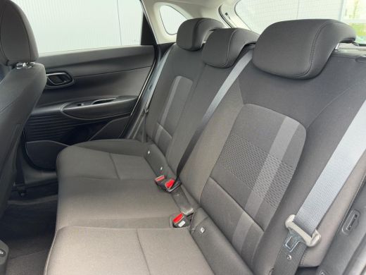 Hyundai i20 Comfort Smart Airco | Camera | Carplay | Dodehoek detectie | Inklapbare spiegels | Cruise control... ActivLease financial lease