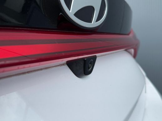 Hyundai i20 Comfort Smart Airco | Camera | Carplay | Dodehoek detectie | Inklapbare spiegels | Cruise control... ActivLease financial lease