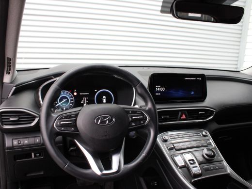 Hyundai Santa Fe Hyundai 1.6 T-GDI HEV Comfort Smart 7p. | Cruise control adaptief met Stop&Go | Dodehoekdetectie ... ActivLease financial lease