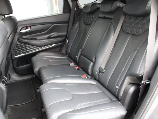 Hyundai Santa Fe Hyundai 1.6 T-GDI HEV Comfort Smart 7p. | Cruise control adaptief met Stop&Go | Dodehoekdetectie ... ActivLease financial lease