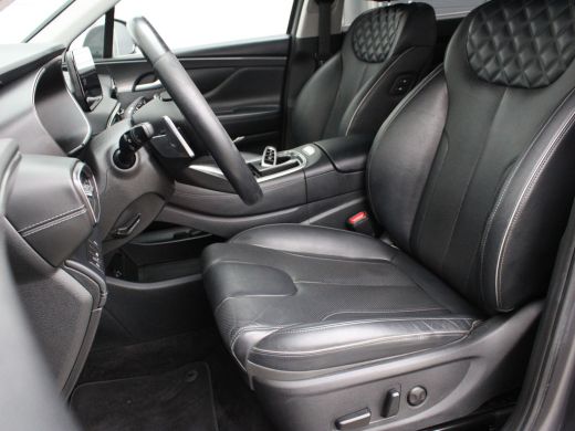 Hyundai Santa Fe Hyundai 1.6 T-GDI HEV Comfort Smart 7p. | Cruise control adaptief met Stop&Go | Dodehoekdetectie ... ActivLease financial lease