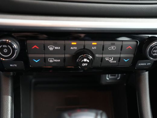Jeep Compass Jeep 4xe 190 Plug-in Hybrid | Achterspoiler | Achteruitrijcamera | Afdaal assistent ActivLease financial lease