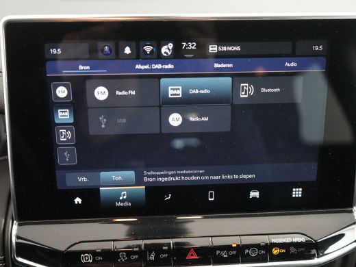 Jeep Compass Jeep 4xe 190 Plug-in Hybrid | Achterspoiler | Achteruitrijcamera | Afdaal assistent ActivLease financial lease