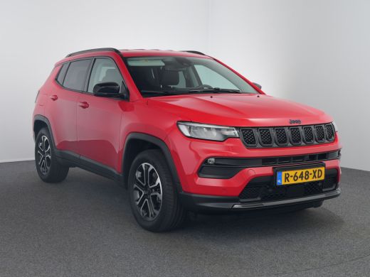 Jeep Compass Jeep 4xe 190 Plug-in Hybrid | Achterspoiler | Achteruitrijcamera | Afdaal assistent ActivLease financial lease