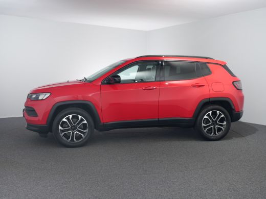 Jeep Compass Jeep 4xe 190 Plug-in Hybrid | Achterspoiler | Achteruitrijcamera | Afdaal assistent ActivLease financial lease