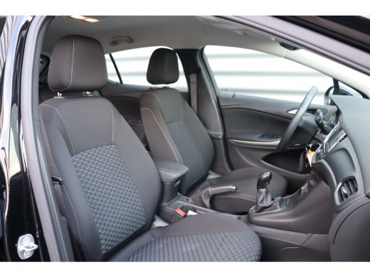 Opel Astra 1.2 TURBO 110PK EDITION+ / NAVI / AIRCO / LED / PDC / 16" LMV / CAMERA / BLUETOOTH / CRUISECONTRO... ActivLease financial lease