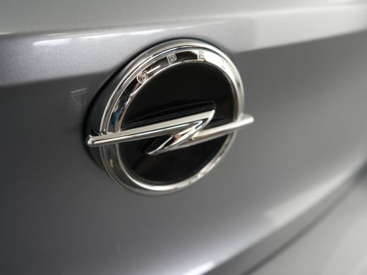 Opel Corsa 1.2 Elegance ActivLease financial lease