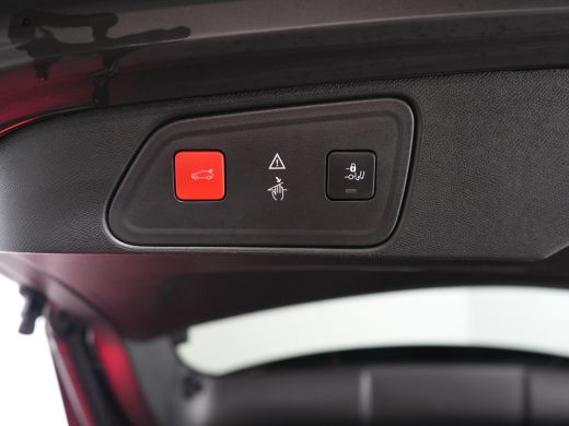 Peugeot 3008 1.2 PureTech Blue Lease Premium | Achteruitrijcamera | Apple Carplay/Android Auto|telefoonintegra... ActivLease financial lease