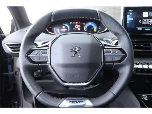 Peugeot 3008 Peugeot 1.6 HYBRID 225PK GT PACK BUSINESS AUTOMAAT / NAVI / CLIMA / PDC / 18" LMV / CAMERA / KEYL... ActivLease financial lease