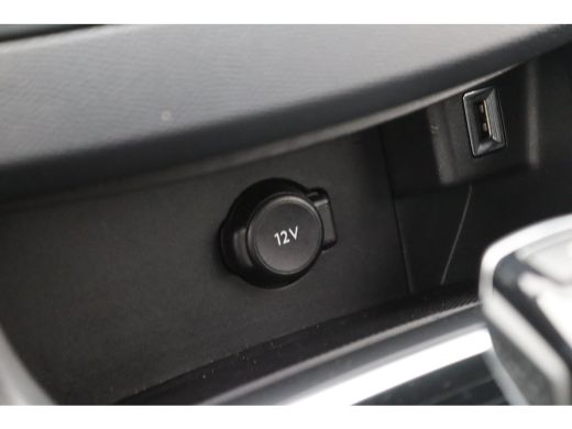 Peugeot 308 1.2 PureTech Allure | Apple Carplay/Android Auto|telefoonintegratie premium | LED achterlichten |... ActivLease financial lease