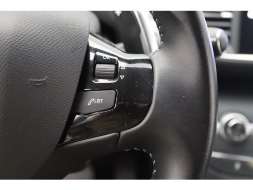 Peugeot 308 1.2 PureTech Allure | Apple Carplay/Android Auto|telefoonintegratie premium | LED achterlichten |... ActivLease financial lease