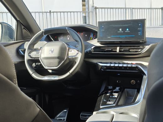 Peugeot 5008 1.2 Hybrid GT | Cruise control adaptief met Stop&Go | Dodehoek detectie | Navigatiesysteem full m... ActivLease financial lease
