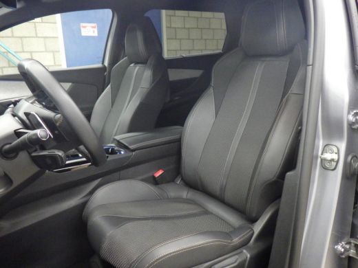 Peugeot 5008 Peugeot 1.2 Hybrid GT ActivLease financial lease