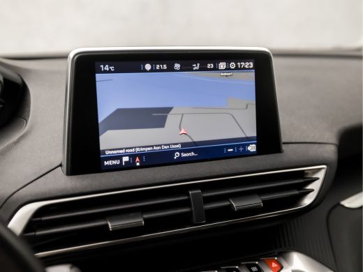 Peugeot 5008 1.2 PureTech Sport 7 Persoons (APPLE CARPLAY, GROOT NAVI, TREKHAAK, SPORTSTOELEN, CRUISE, PARKEER... ActivLease financial lease
