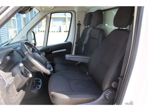Peugeot Boxer L3 435 2.2 BlueHDi 165 PK BAKWAGEN + LAADKLEP LUCHTVERING | CHAUFFEURSSTOEL | CLIMATE CONTROL | N... ActivLease financial lease
